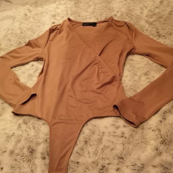 Basik Women's Body Suit - Picture 6 of 17